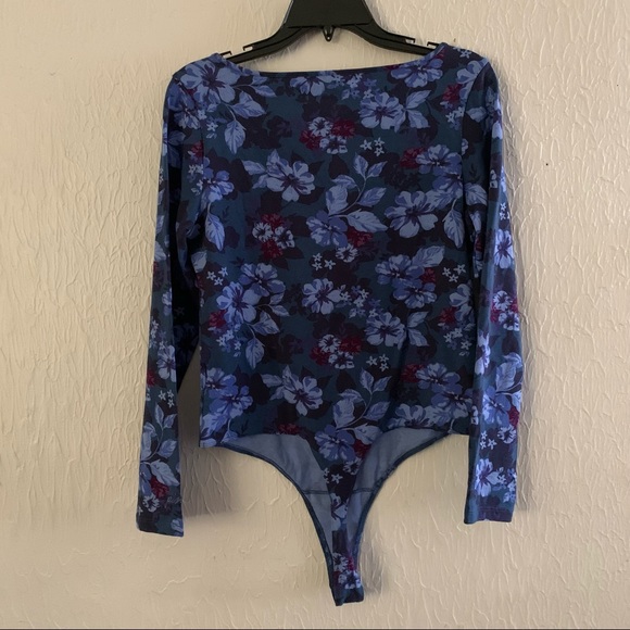 PINK Victoria Secret Blue Floral Bodysuit (L) - Picture 4 of 5